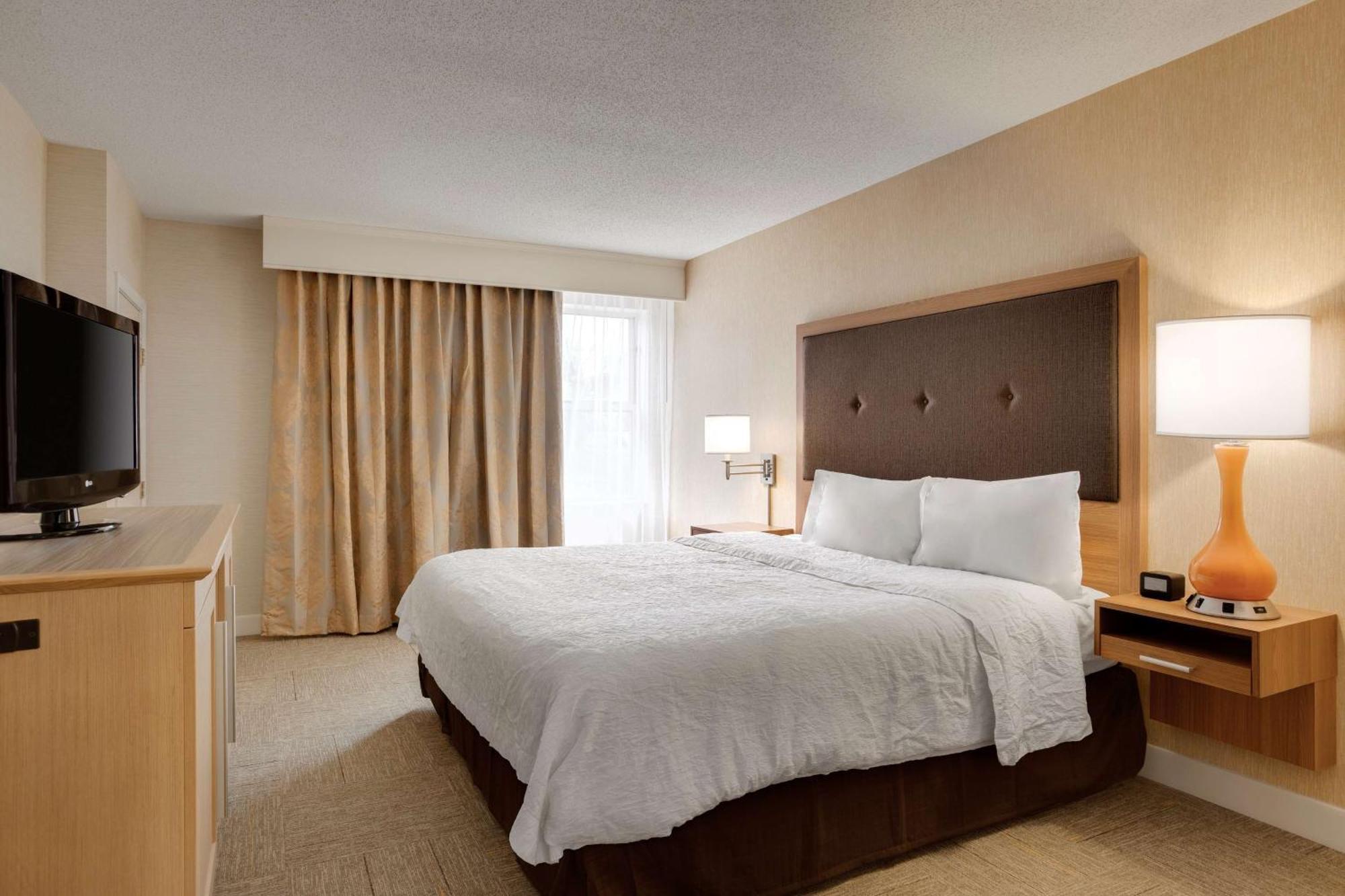Hampton Inn&suites Cleveland-independence