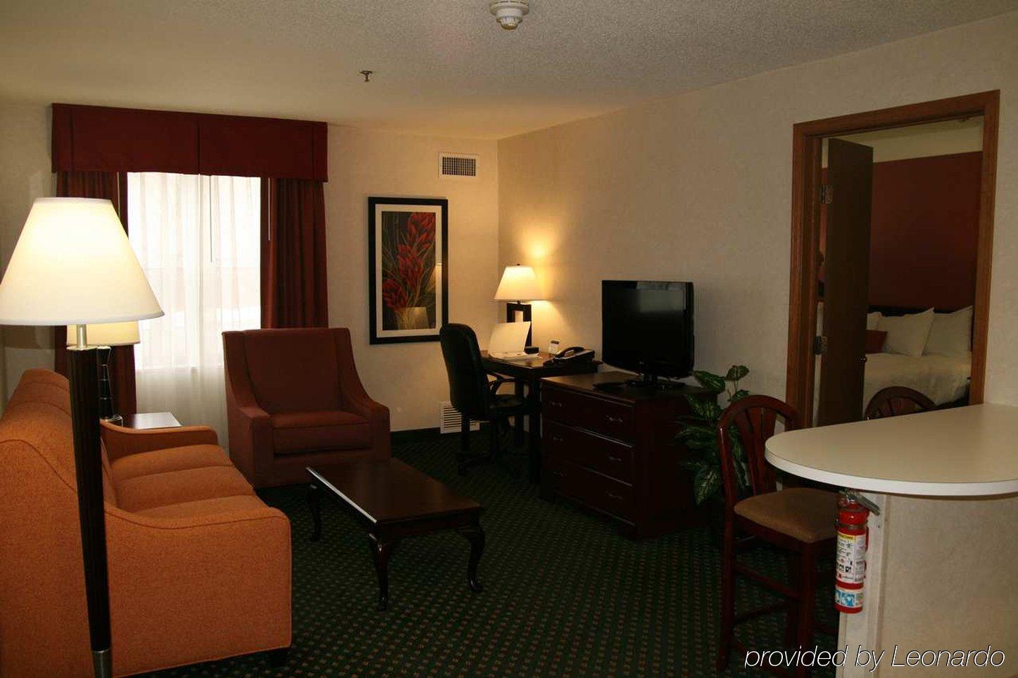 Hampton Inn&suites Cleveland-independence Hotel